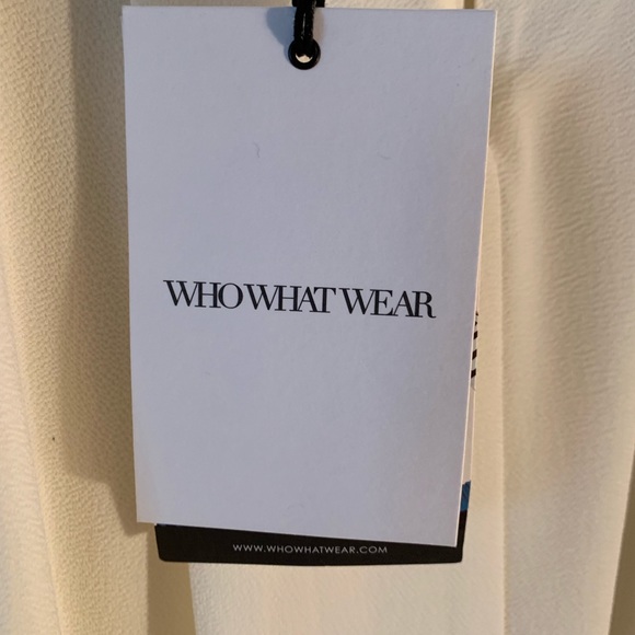 Dress - Picture 3 of 3